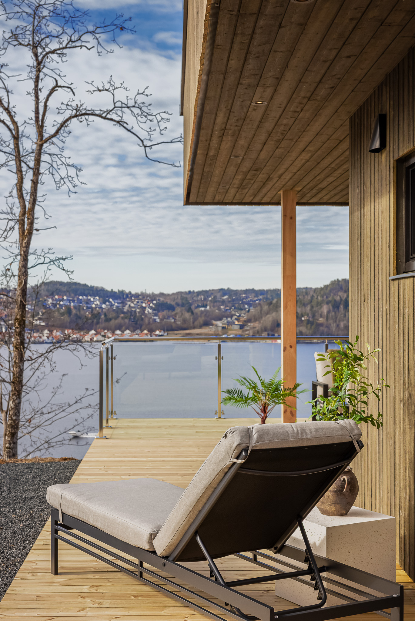 Terrasse med sjøutsikt
